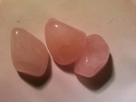 rose quartz tumblestone