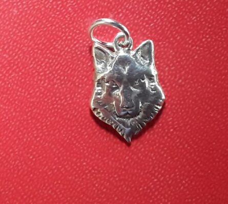 Wolf head earrings 4