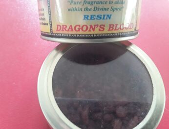 Dragons Blood Resin in tin 2